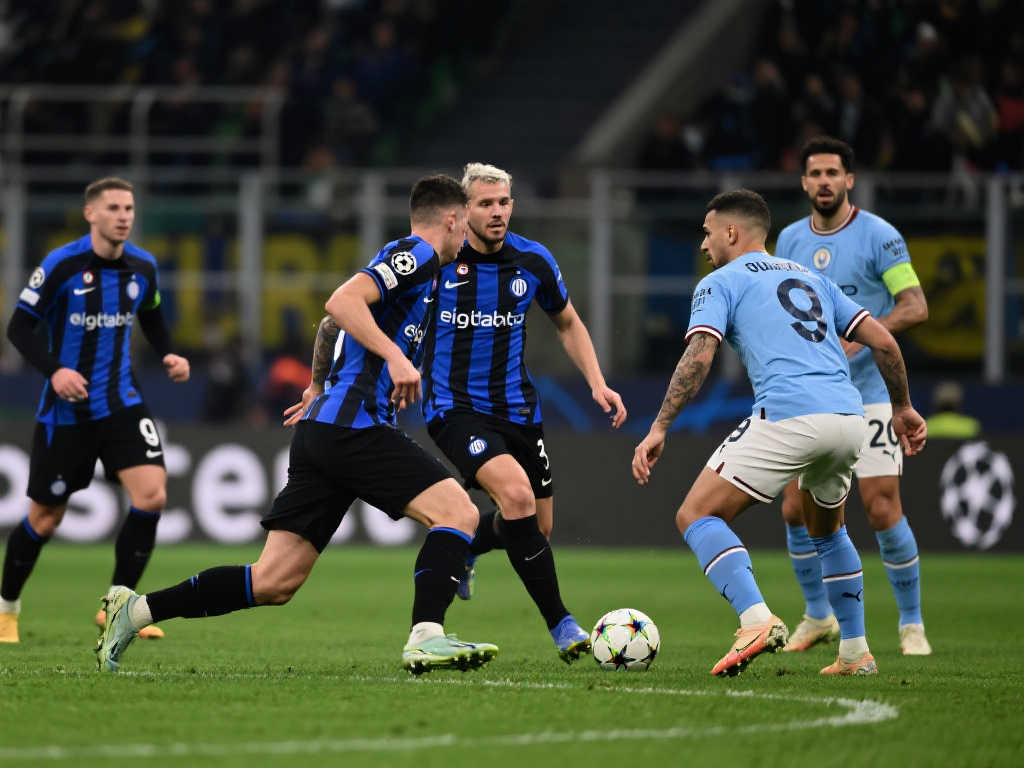 中场防线 中场防线